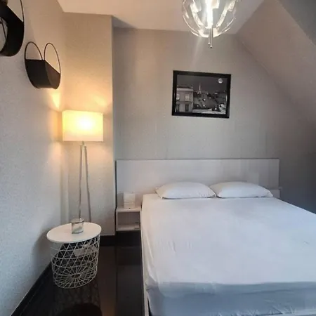 Apartament Ahinora Free Street Parking -1,2 From Center