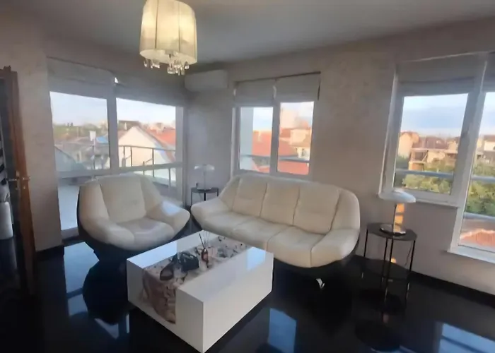 شقة Ahinora بلوفديف