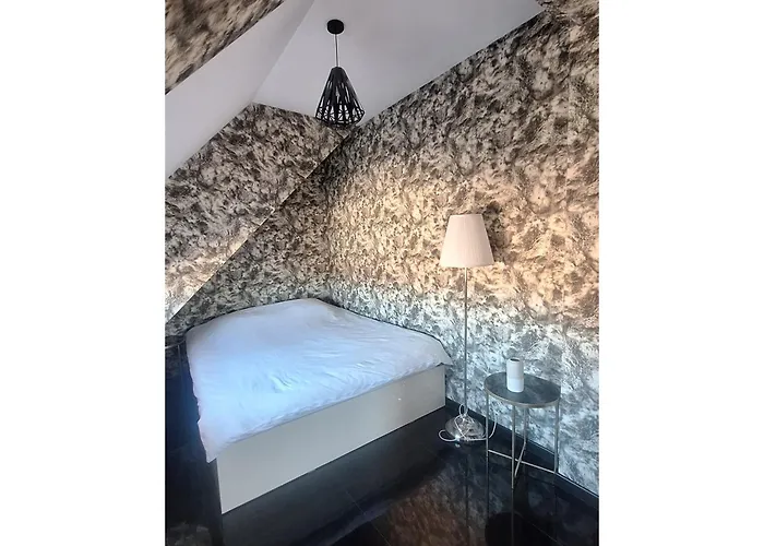 Ahinora * بلوفديف